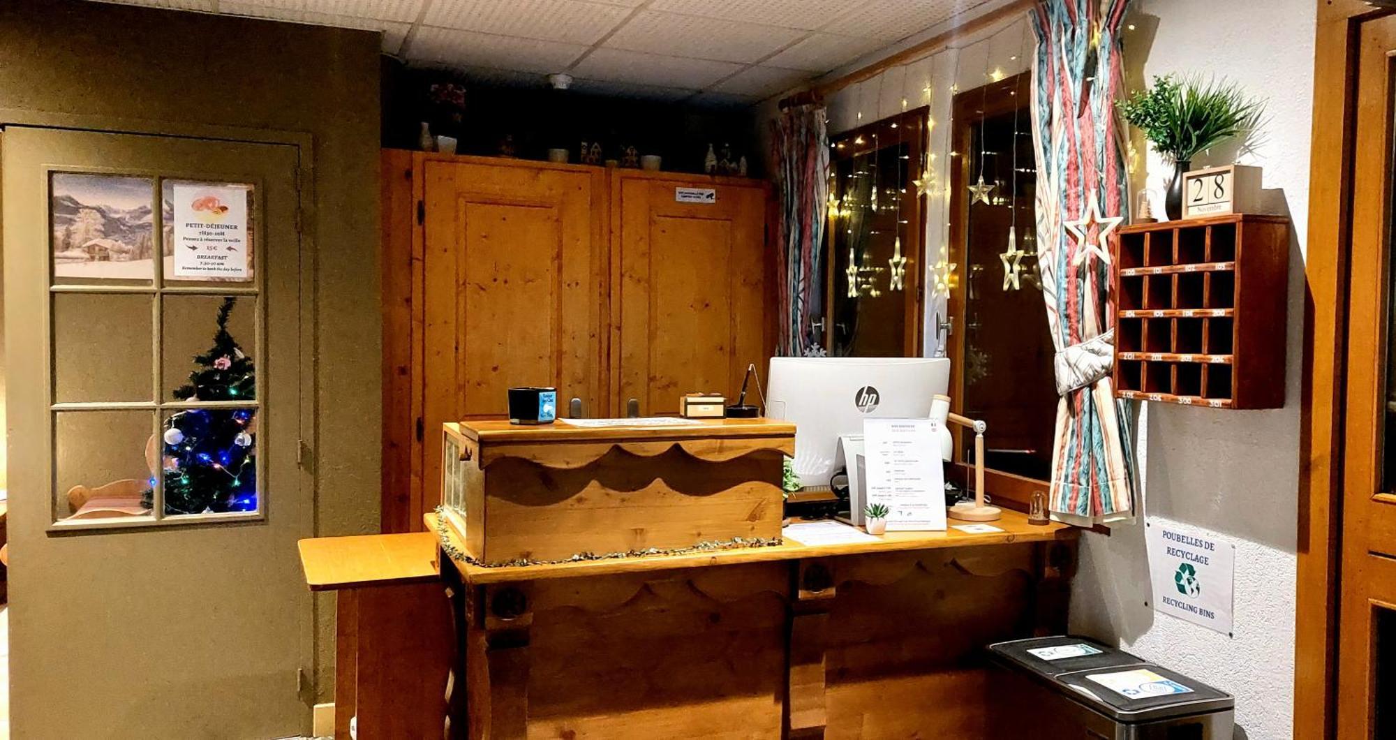 Hotel Les Bruyeres Alpe d'Huez Buitenkant foto