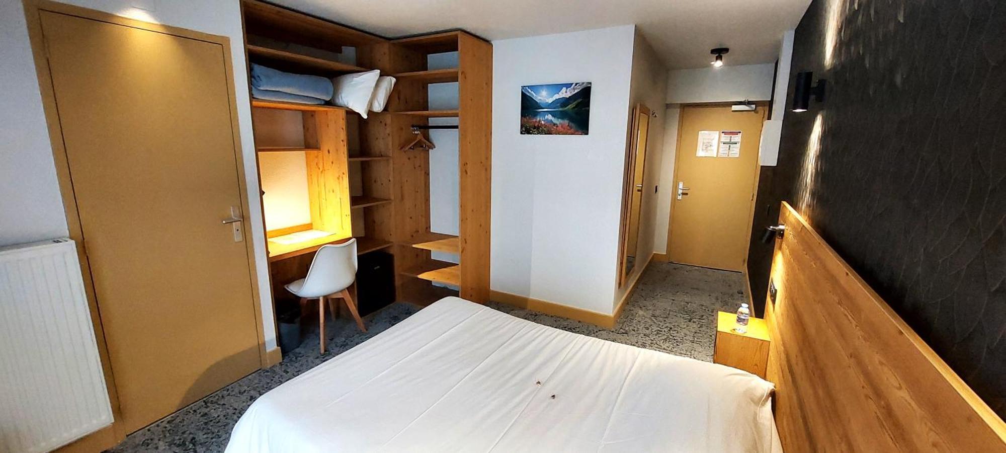Hotel Les Bruyeres Alpe d'Huez Buitenkant foto